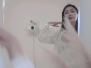 寂寞女子请帅哥过年 3/16