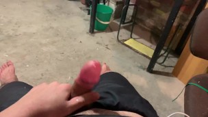 Massive Jerkoff with cumshot