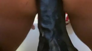 BBC dildo make me squirt 