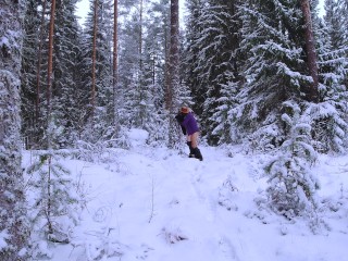 Sex in the winter forest while the snow is falling – RosenlundX – 4K