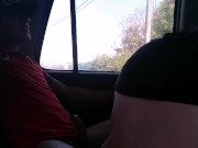 Milf Culona Blanca de Tetas Pequeñas Naturales Gimiendo Rico en el Auto 11/16