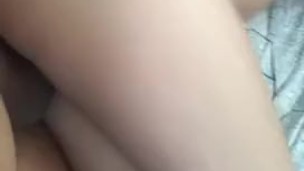 MI VECINA VIENE Y ME PROVOCA COGEMOS RICO (es muy perra)