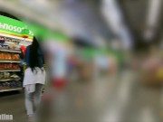 culona en supermercado en leggings transparentes bragas color rosa 14/16