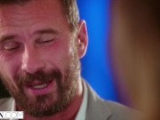 VIXEN Freya & her boss mix business & pleasure on work trip
