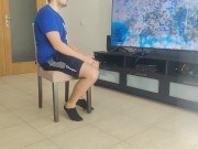 milf with big ass fucked me in a chair when find out I was masturbating 1/16