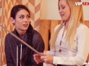 VIPSEXVAULT - Petite Brunette Arwen Gold Relaxes With A Hot Threesome Fuck 1/16