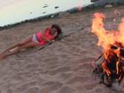 Kinky Lucy Dances Naked In The Beach And Masturbates With A Lollipop! 8/16