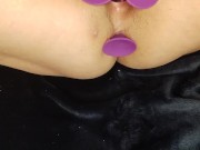 MEGA SQUIRT CON 4 JUGUETES. ¿ Podría con tantas pollas ?