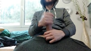 A Rich Wet Handjob from Amateur Guy ends with Sperm Dripping all over the Cock