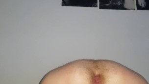 18 year old bitch jerking