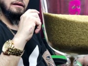 Lui non si vede in viso e lei ha il passamontagna 13/16