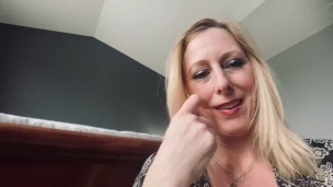 COCK STARVED MILF SQUIRTS!