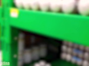 Chica Fitness Despues del GYM Comprando su Dieta ¡Morena Latina!