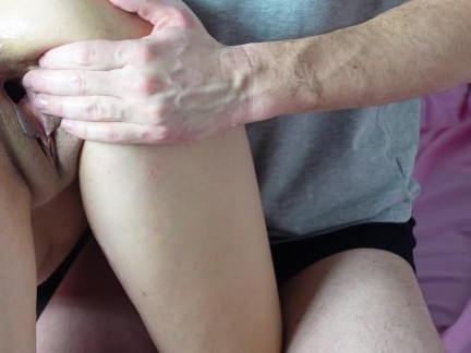 bizarre insertion pussy stretching by fake pussy and fist fisting homemade loud orgasms