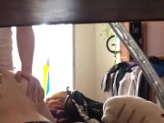 Рыжая школьница жестко сосет и скачет на члене 10/16