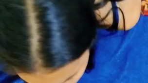 mi novia hace garganta profunda mientras me muestra el culo para se lo meta -parte 1