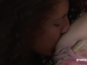 Sexy Babes Have Lesbian Fun 14/16