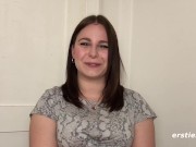 Emma aus Bremen ist sehr sexuell angehaucht 6/16