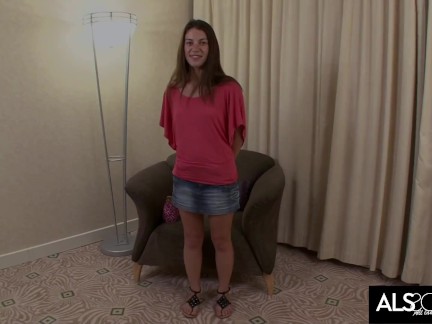 Hot Brunette Gets Off in the Shower with Her Electric Toothbrush