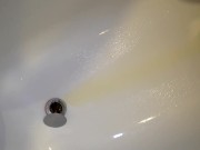 Badewannenpiss, Leckst du mir die Muschie sauber??? 12/16