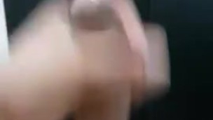 Haciéndome la paja pensando en una colombia de culo grande