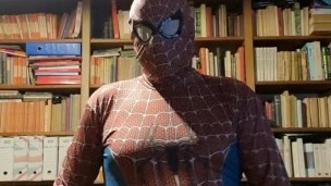 Dans ma tenue Spiderman