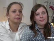 Süßes deutsches Mädel wird von Freundin schön gefingert 12/16