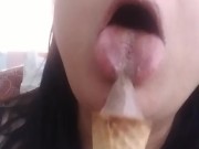 LICKING delicious ICE CREAM 15/16