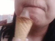 LICKING delicious ICE CREAM 16/16