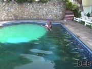 DEBT4k. Mouthwatering Babe 10/16