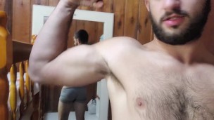 STR8 STUD LOOKING FOR SLAVES - SUBMISSIVE SLUTS - VERBAL DOMINATION