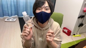 【乳首舐められてる!?】ローションと綿棒の組み合わせが気持ちよすぎてメスイキしてしまいましたｗ　ゲイ　ホモ　ノンケ　バイ　メスイキ　乳首舐め　乳首イキ　乳首攻め