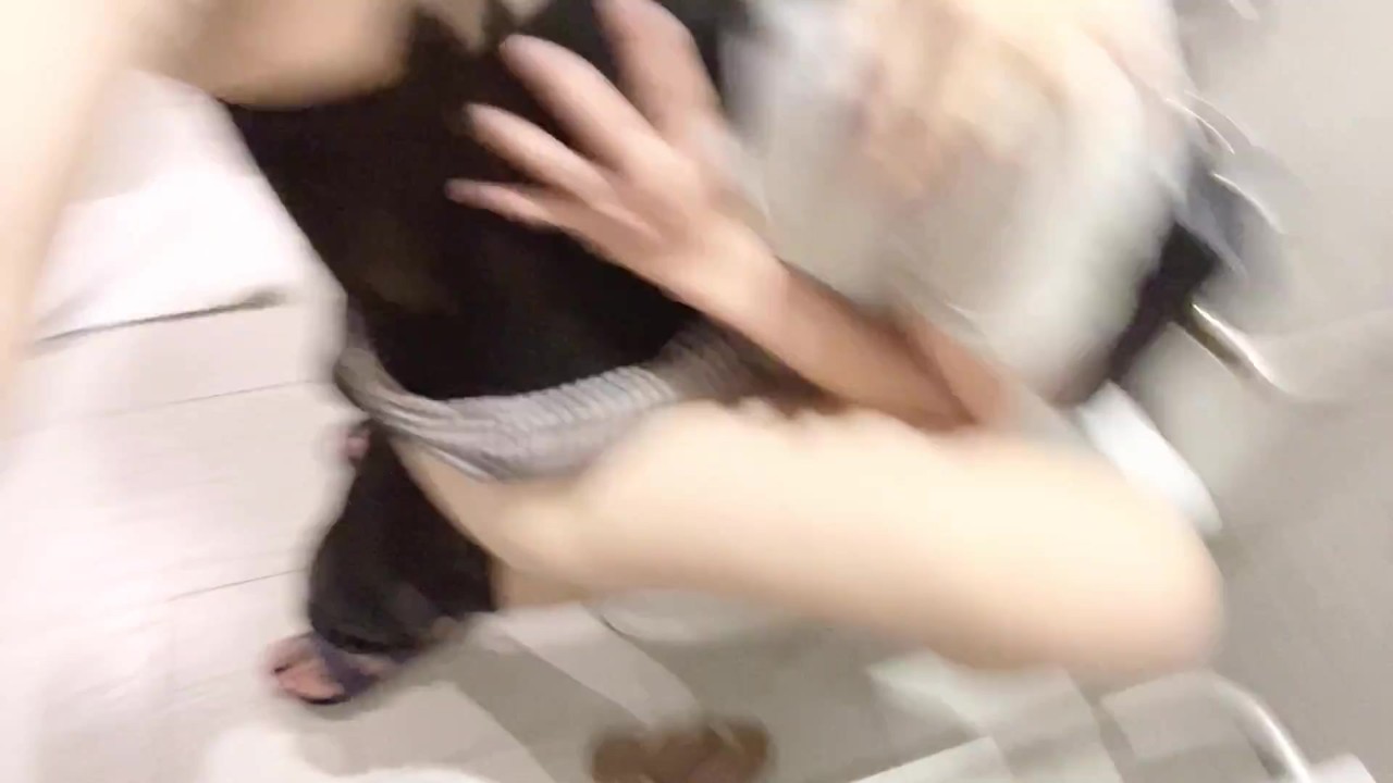 台灣外流火車上的廁所野戰！swag daisybaby Taiwan real chat up sex in train public toilet - Darmowe seks wideo - RedTube