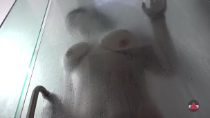 Fucked a Tinder girl at an Air B and B then she showered