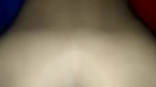 pongo a la putita del barrio en cuatro en un hotel 