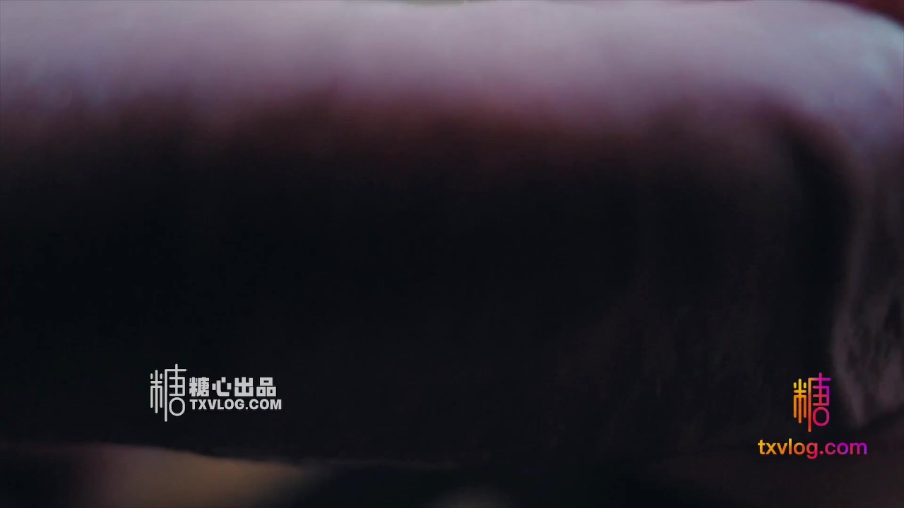 中英字幕趁姐姐不在家勾引姐夫 - RedTube