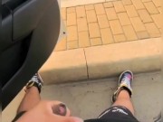 DETENGO EL AUTO EN LA CARRETERA PARA MASTURBARME EN PUBLICO 9/16