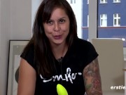 Kölnerin verwöhnt sich vaginal und anal 16/16