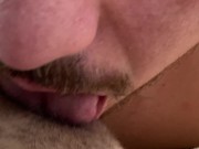 Mi mejor amigo me lame el coño en el coche de cerca al salir de la universidad 7/16