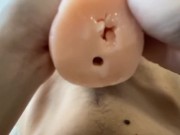 Japanese boy ejaculated a lot with a penetrating masturbator. | 貫通するオナホールで大量に射精してみた 13/16