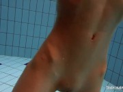 Watch them hottest babes underwater super sexy 11/16