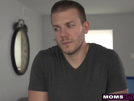 Stepmom Says "You should really put those tits away!" S16:E7