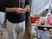 Some time in the kitchen 7/16