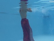 Underwater nude sister Hermione Ganger getting horny 16/16