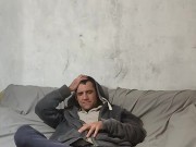 A normal day - Screenshot 7 of 16 - Kink