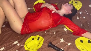 IN FINE RED LINGERIE RUSSIAN BRUNETTE SHOWED HOW COCK WANTS