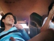 Morena tímida chupando y montando polla caliente por primera vez y en el auto 6/16