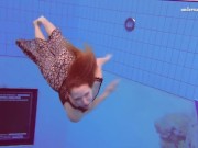 Very hot multiple babes underwater getting naked 3/16