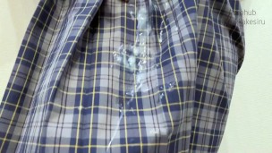(再アップ) 制服スカートにべっとり精液をつけてあげた