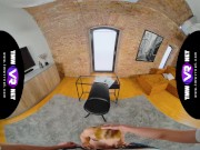 TmwVRnet - Lulu Love - Dude opens the door and wet pussy 7/16